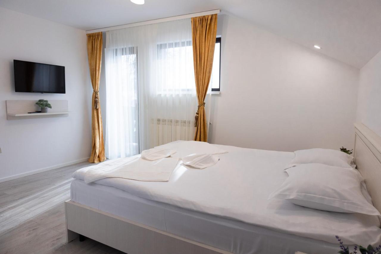 Vila Victoria Moldovita Ngoại thất bức ảnh